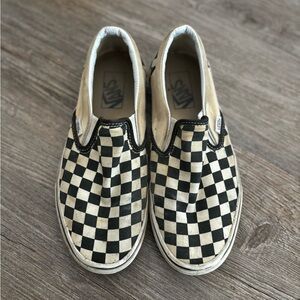 Women’s Checkered Vans size 8